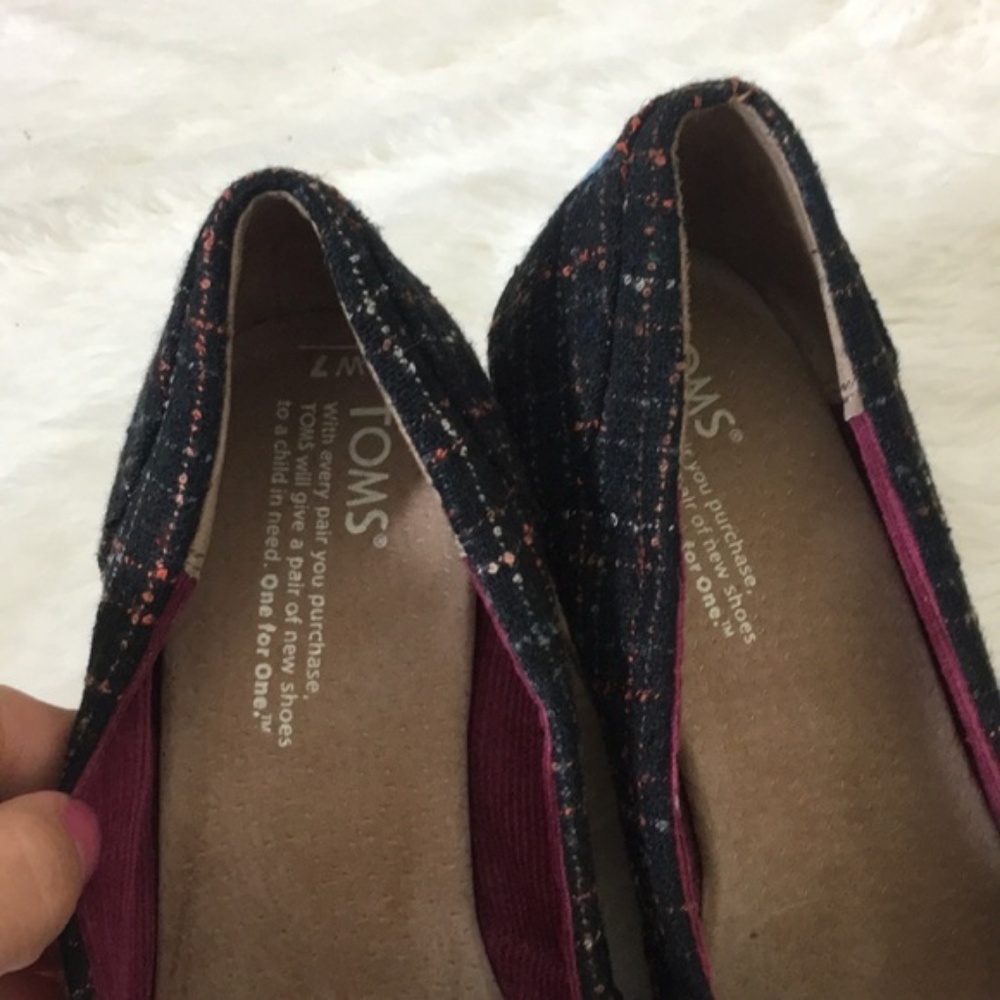 Toms Black & Multi Cork Peep Toe Wedges, size 7 - Picture 7 of 8